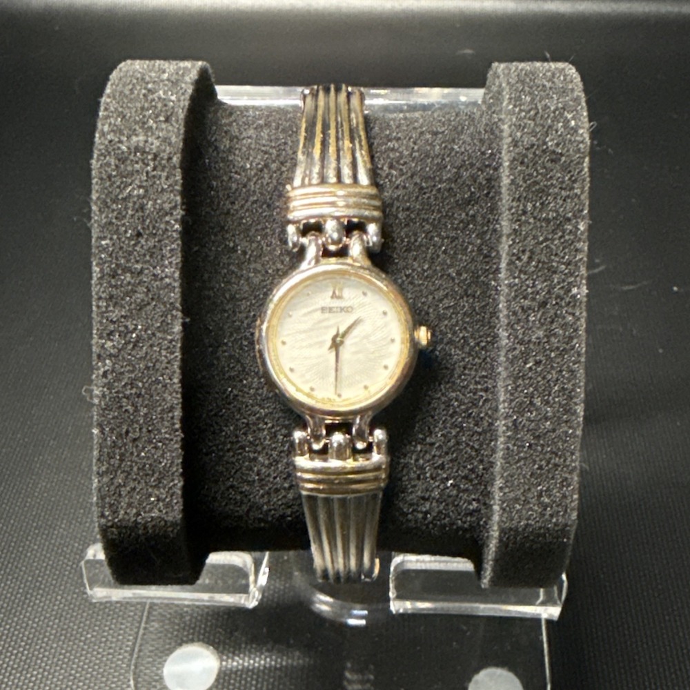 VTG Seiko V400-1229 R0 Watch Quartz White Dial Gold Tone Bracelet Japan Works